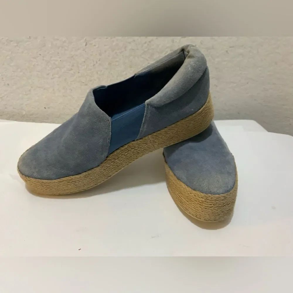 Vince Women's Wilden Platform Espadrille Slip-On Indigo Sneakers Size 7M GUC